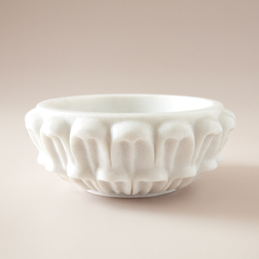 Decorative white marble bowl.