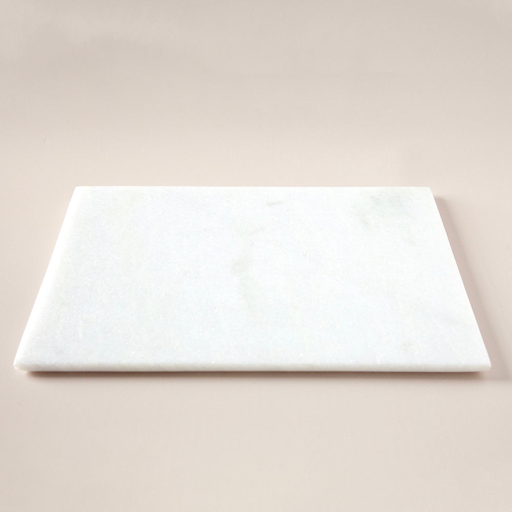 Rectangle marble cheese board.