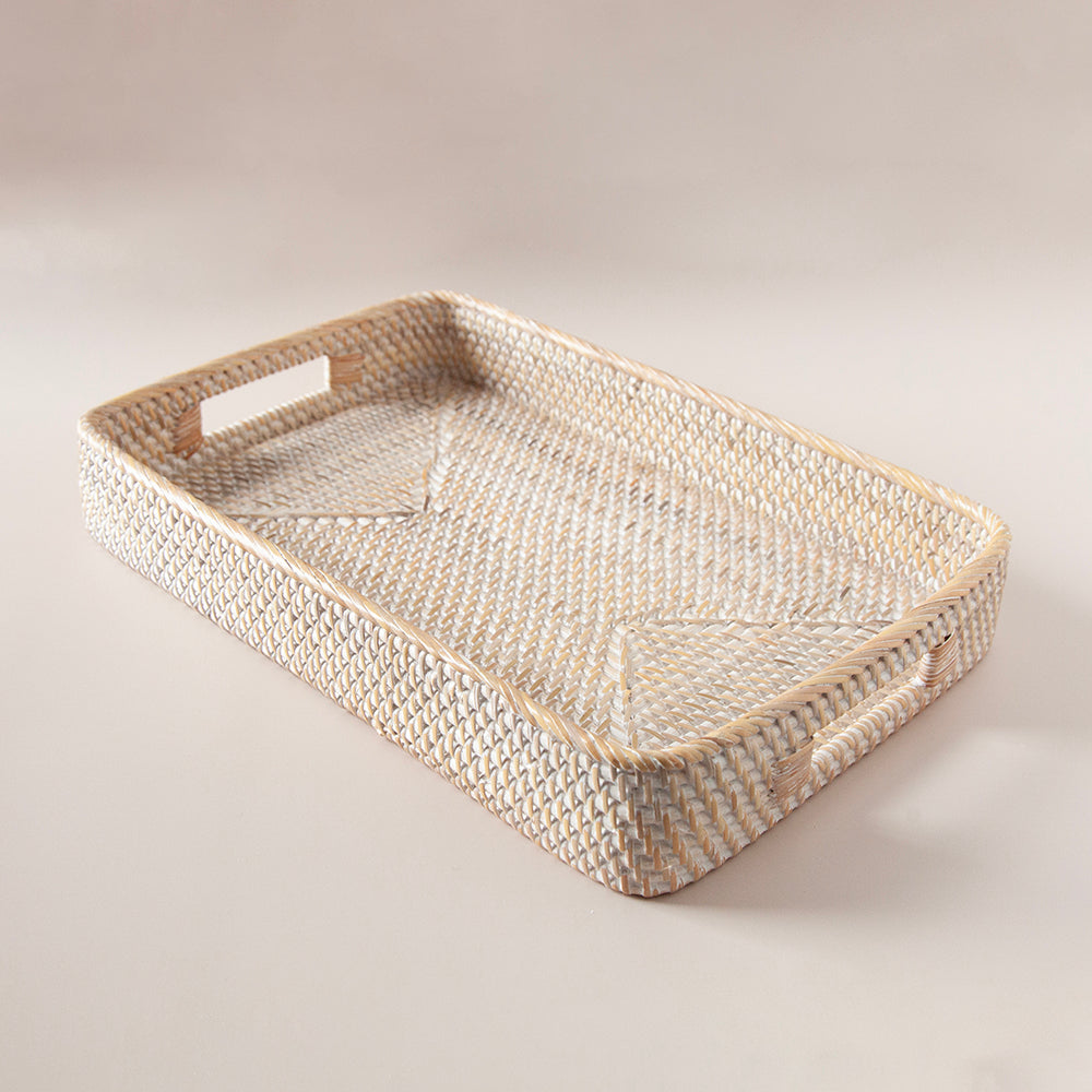 Whitewash rectangular rattan tray.