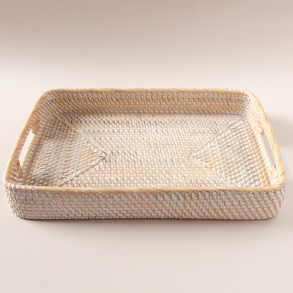 Whitewash rectangular rattan tray.