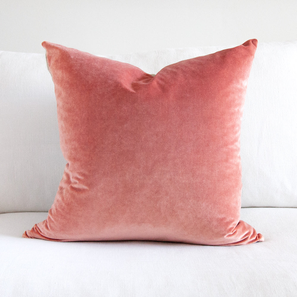 Rose Cedre Velvet cushion