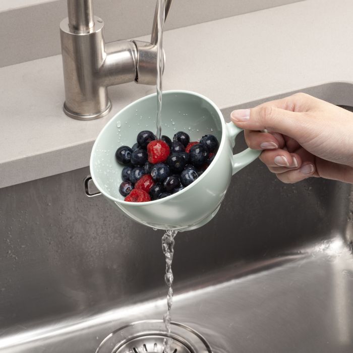 Berry Colander