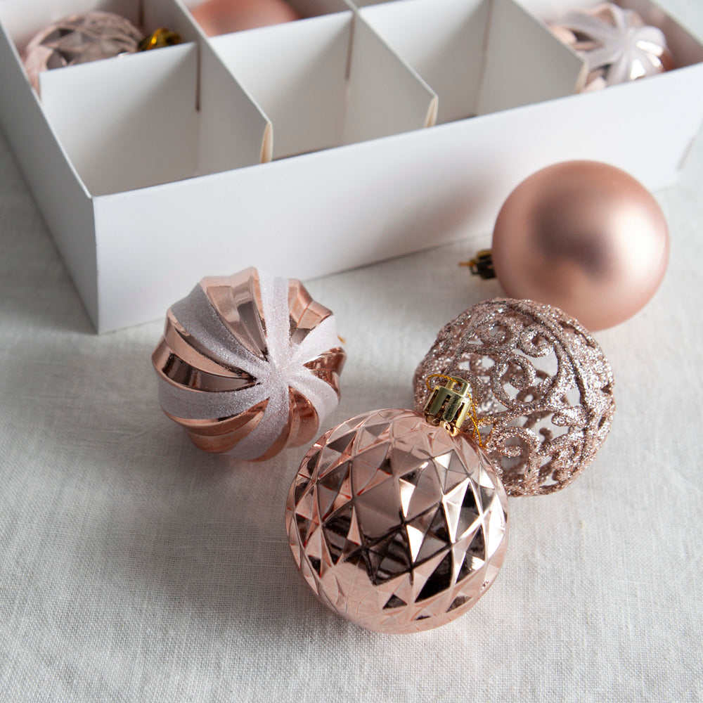 Set of 16 Baubles Pink