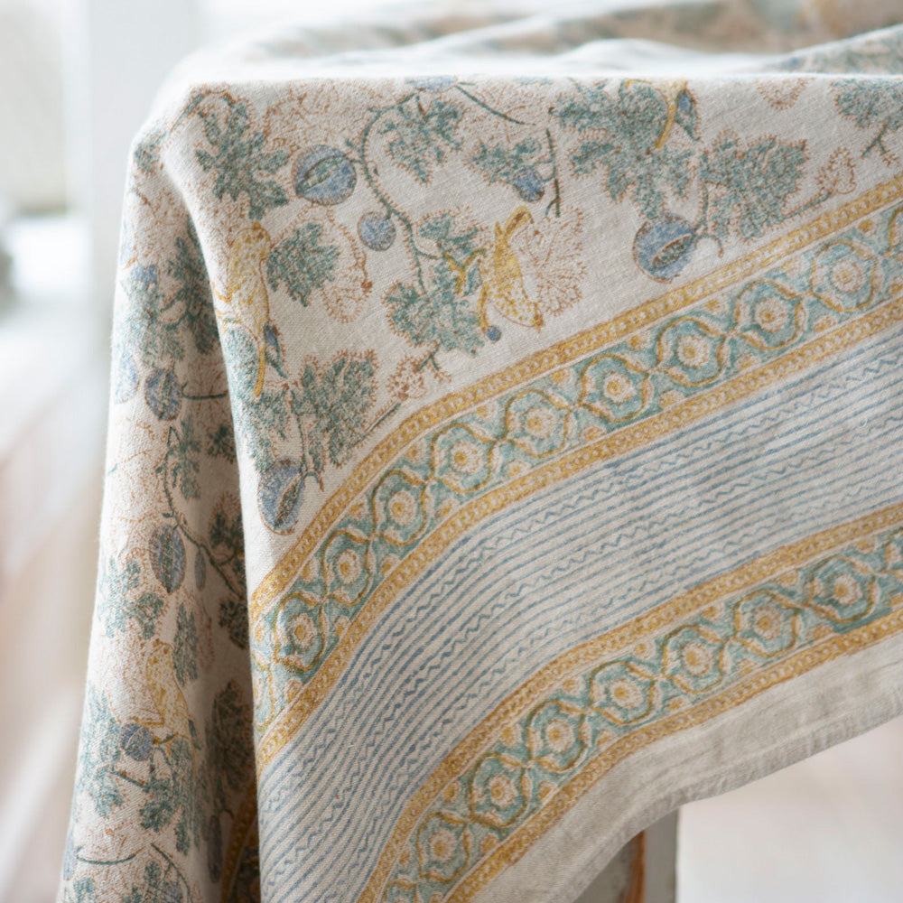 Vivienne Linen Tablecloth