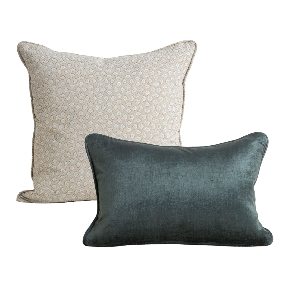 Lake & Cove Cushion Pair
