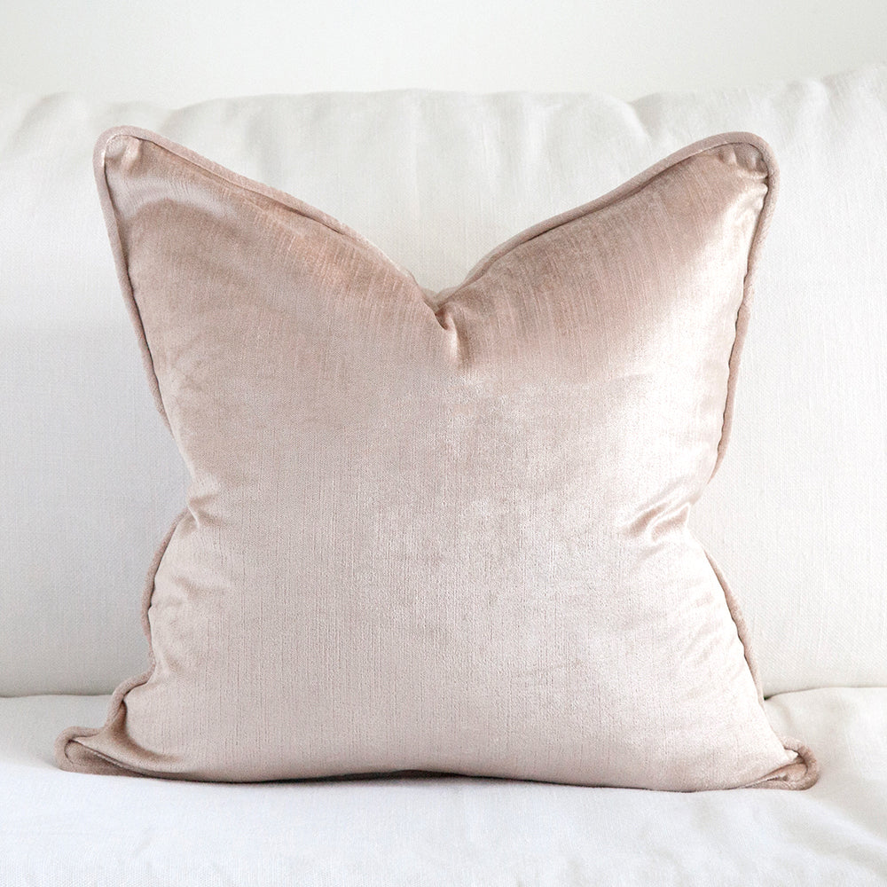Crushed Velvet Cushion Dusty Pink 50x50cm