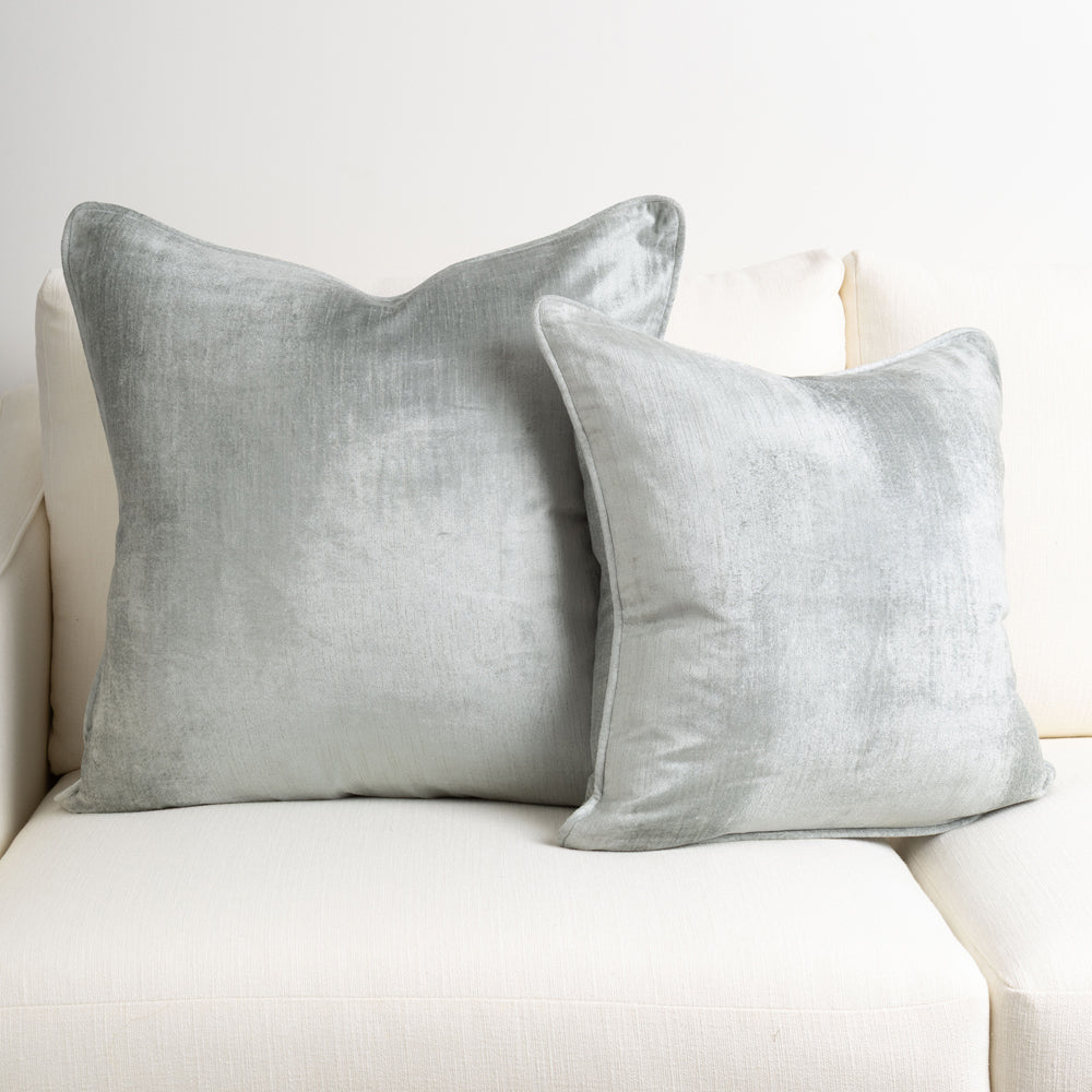 Crushed Velvet Cushion Glacier 60x60cm