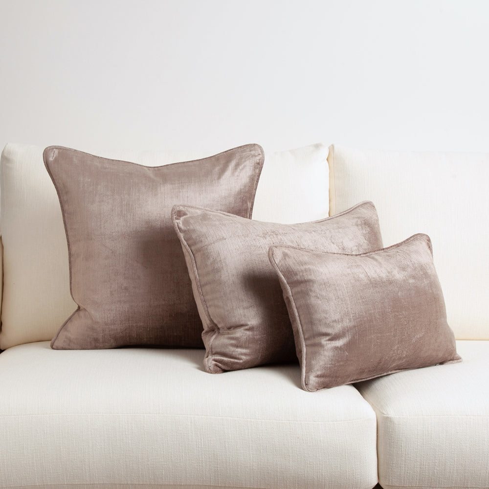 Crushed Velvet Cushion Mauve 40x60cm