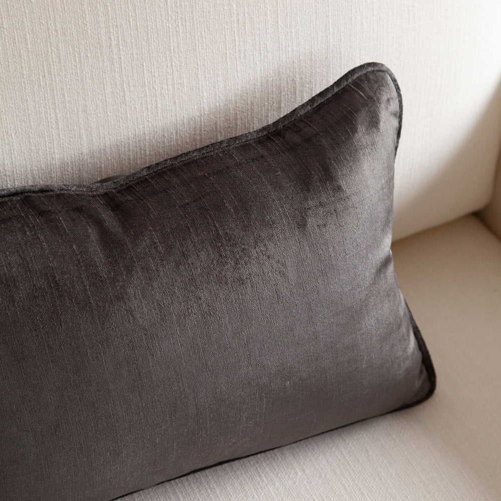 Crushed Velvet Cushion Graphite 40x60cm