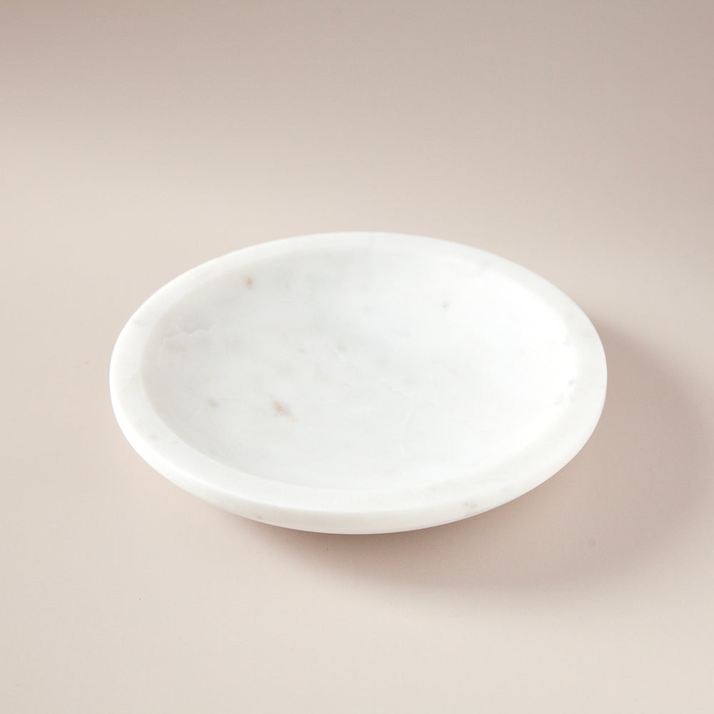 White marble shallow bowl. 