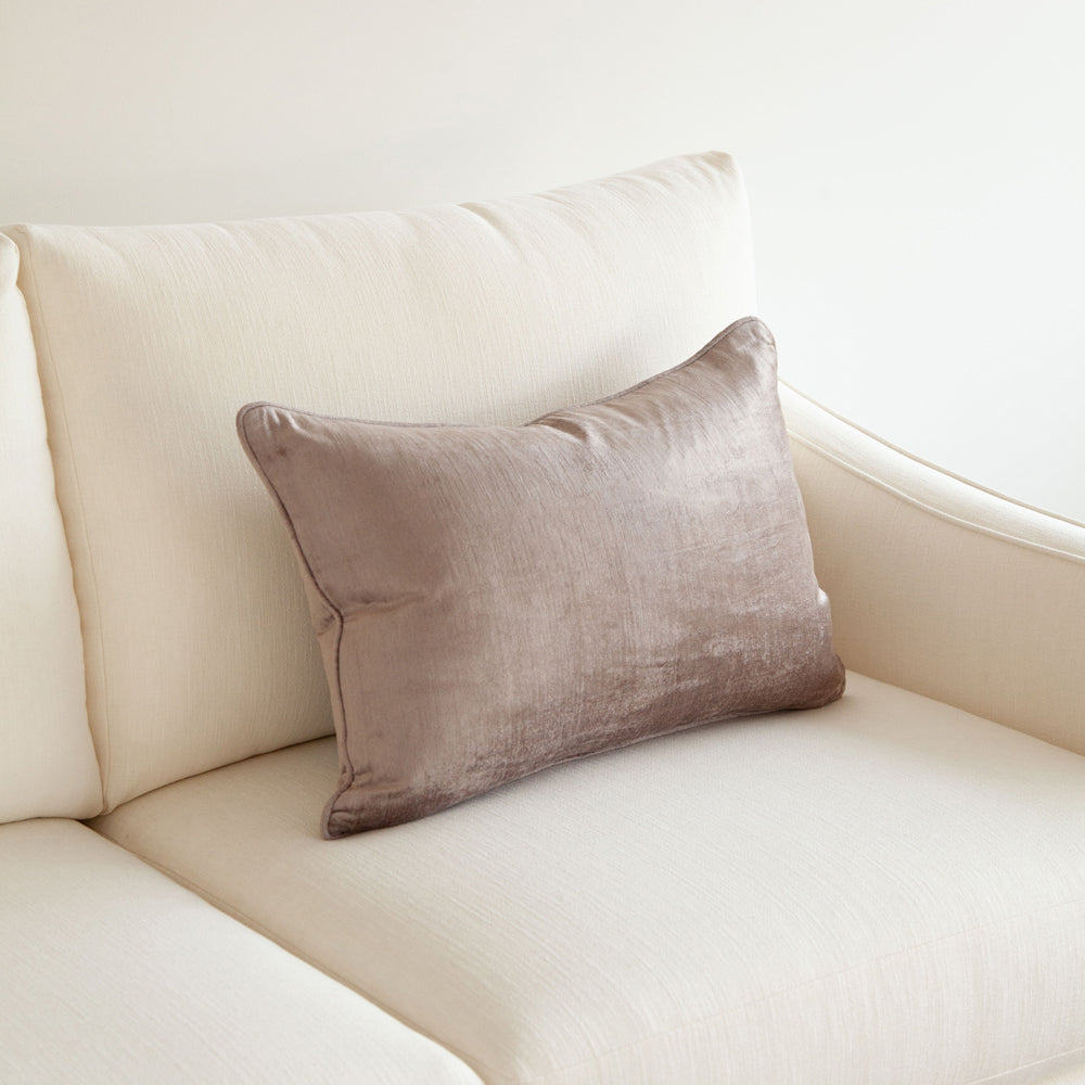 Crushed Velvet Cushion Mauve 40x60cm