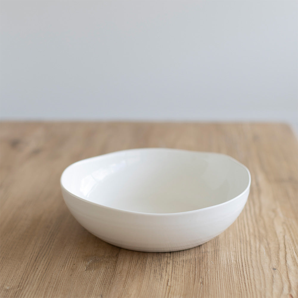Shallow White Serving Bowl 26.5cm