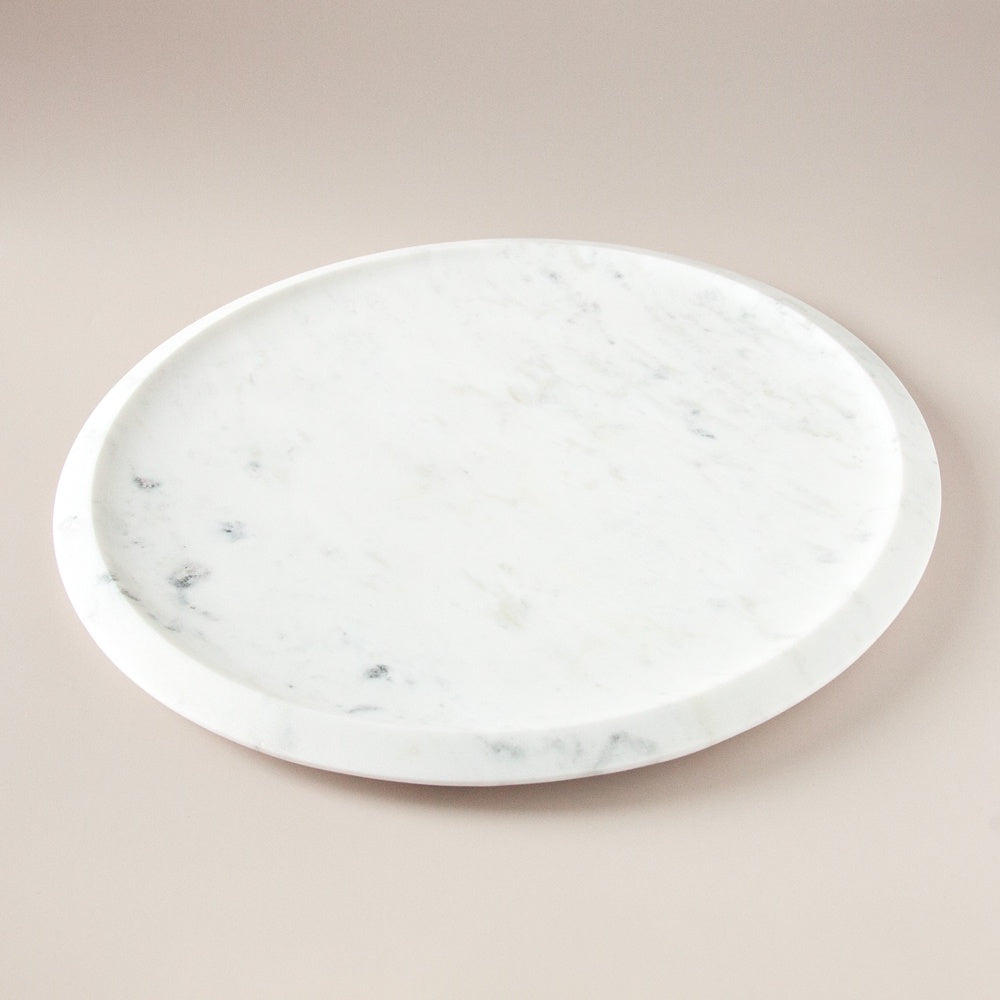Round marble serving platter.